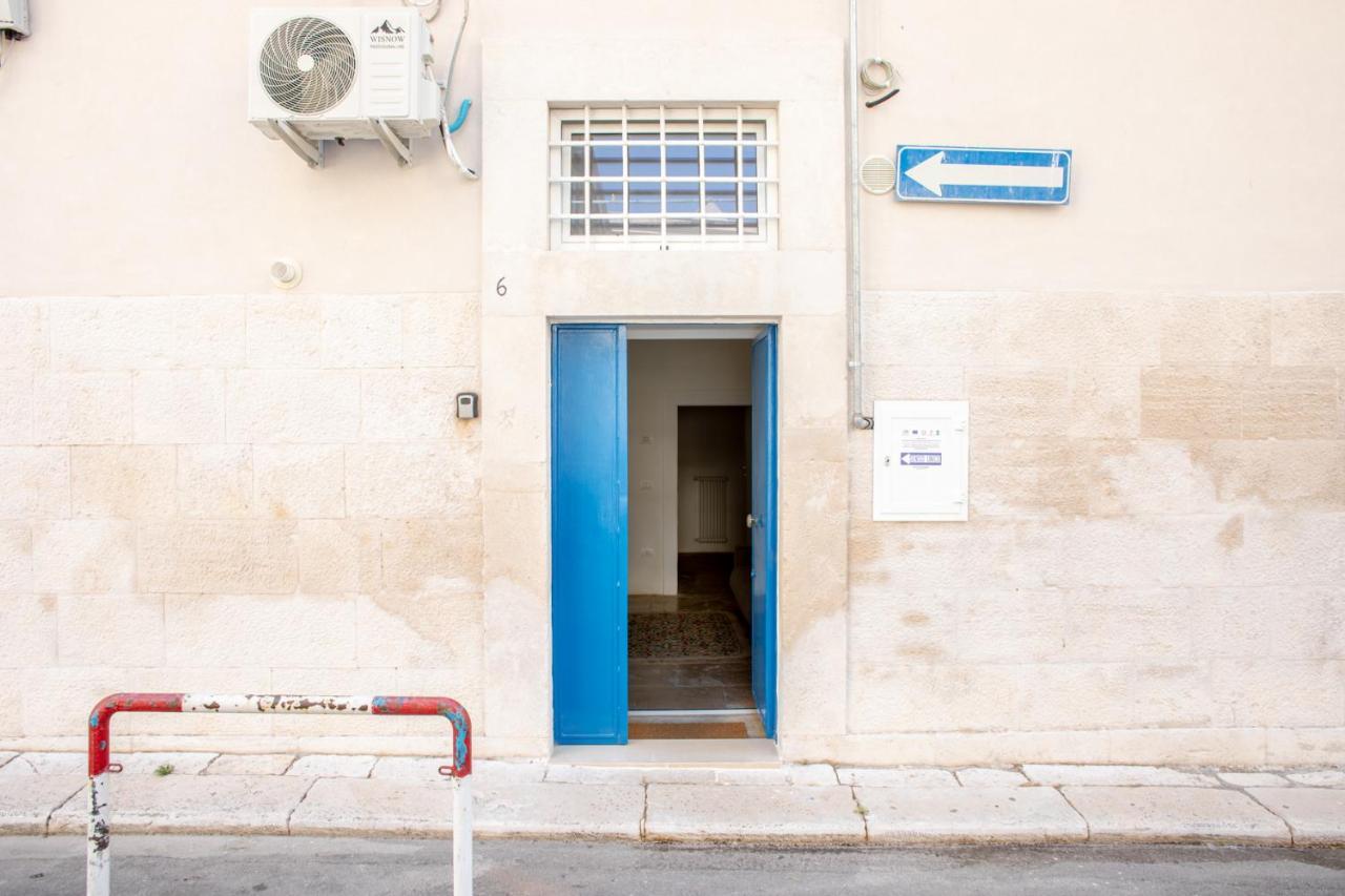 Senso Unico: nuovo appartamentino in centro Bisceglie Esterno foto